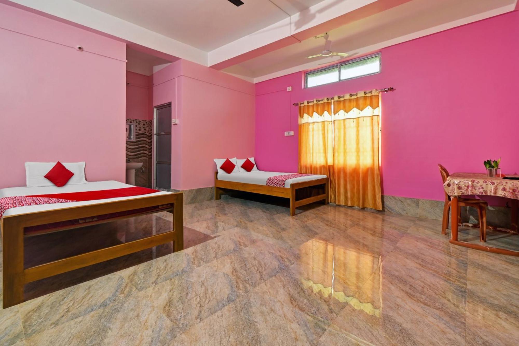 Oyo Flagship The Brahmaputra Homestay Guwahati Exterior foto